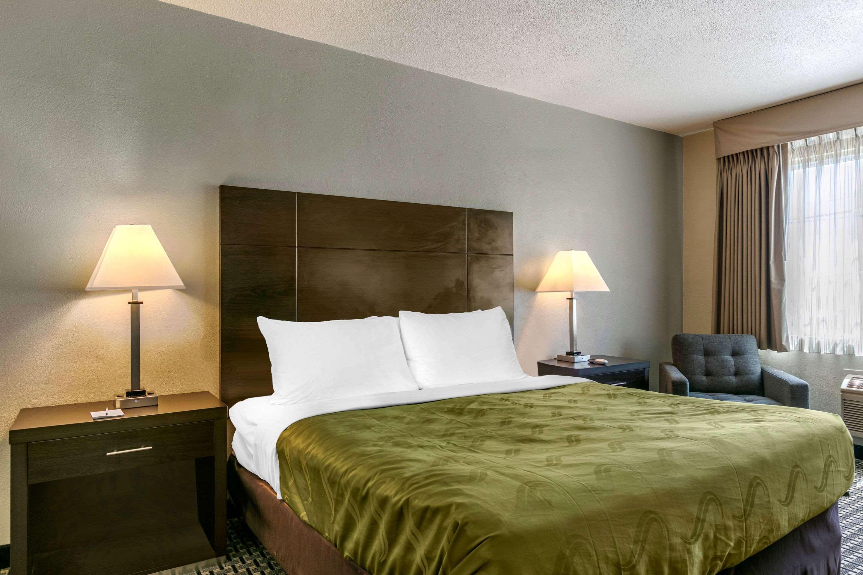 Quality I-80 Inn 2*